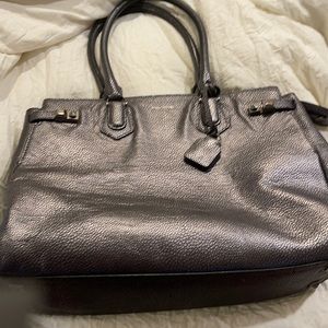 Henri Bendel pebbled Metallic finish handbag. Listing taken down 11/29/2021